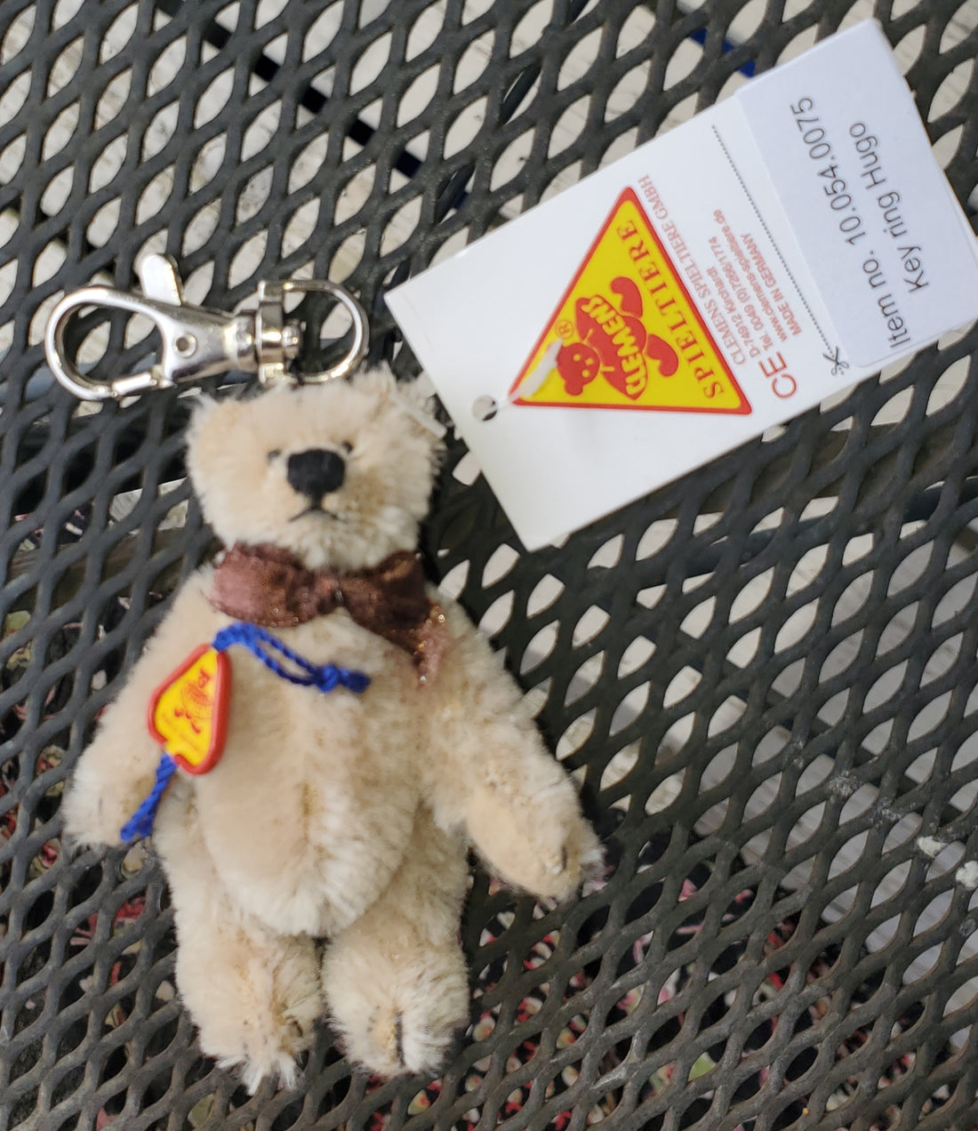 Hugo - 2" Mohair, Jointed Bear Keyring by Clemens Spieltere