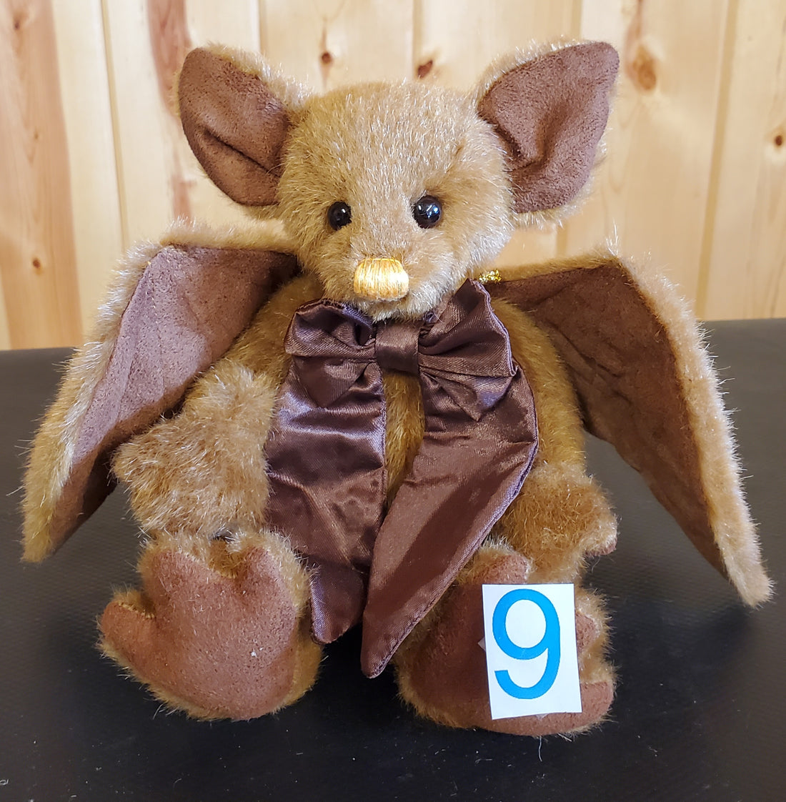 Pippy Strell - 9" Brown, Gothic Bat by Charlie Bears
