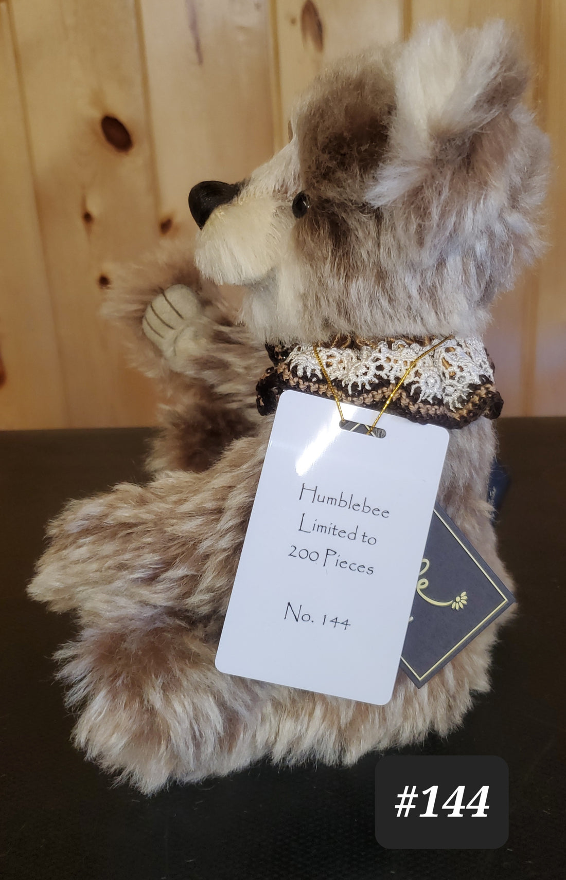 Humblebee - 12" Mohair w/ Cream and Brown Fur, Lace Collar - Isabelle Collection