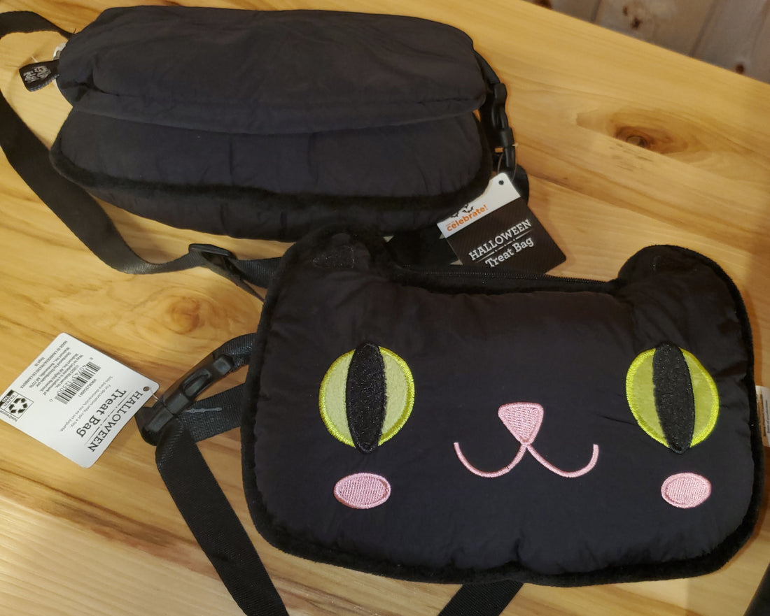 The Way To Celebrate Black Cat Zippered Halloween Treat Bag