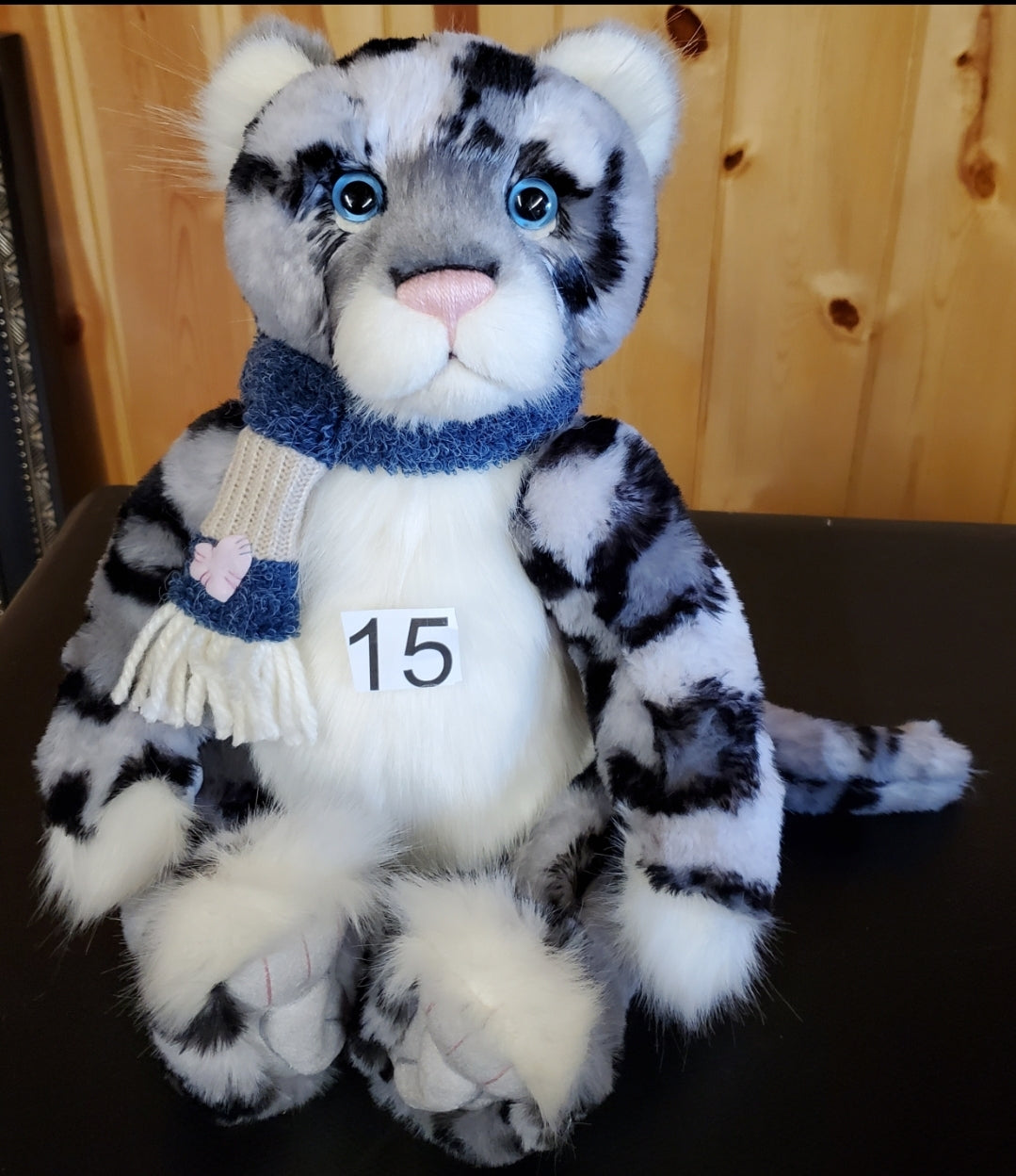Babbledy - 16" Snow Leopard - Paw Store Exclusive by Charlie Bears
