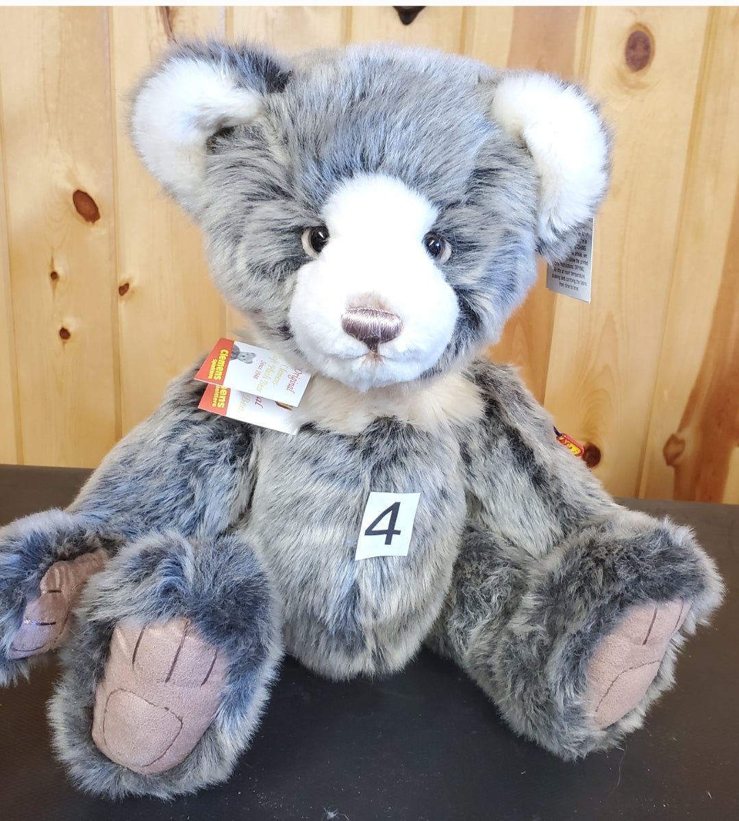 Pepe Teddy - 16" Plush - Clemens Spieltere