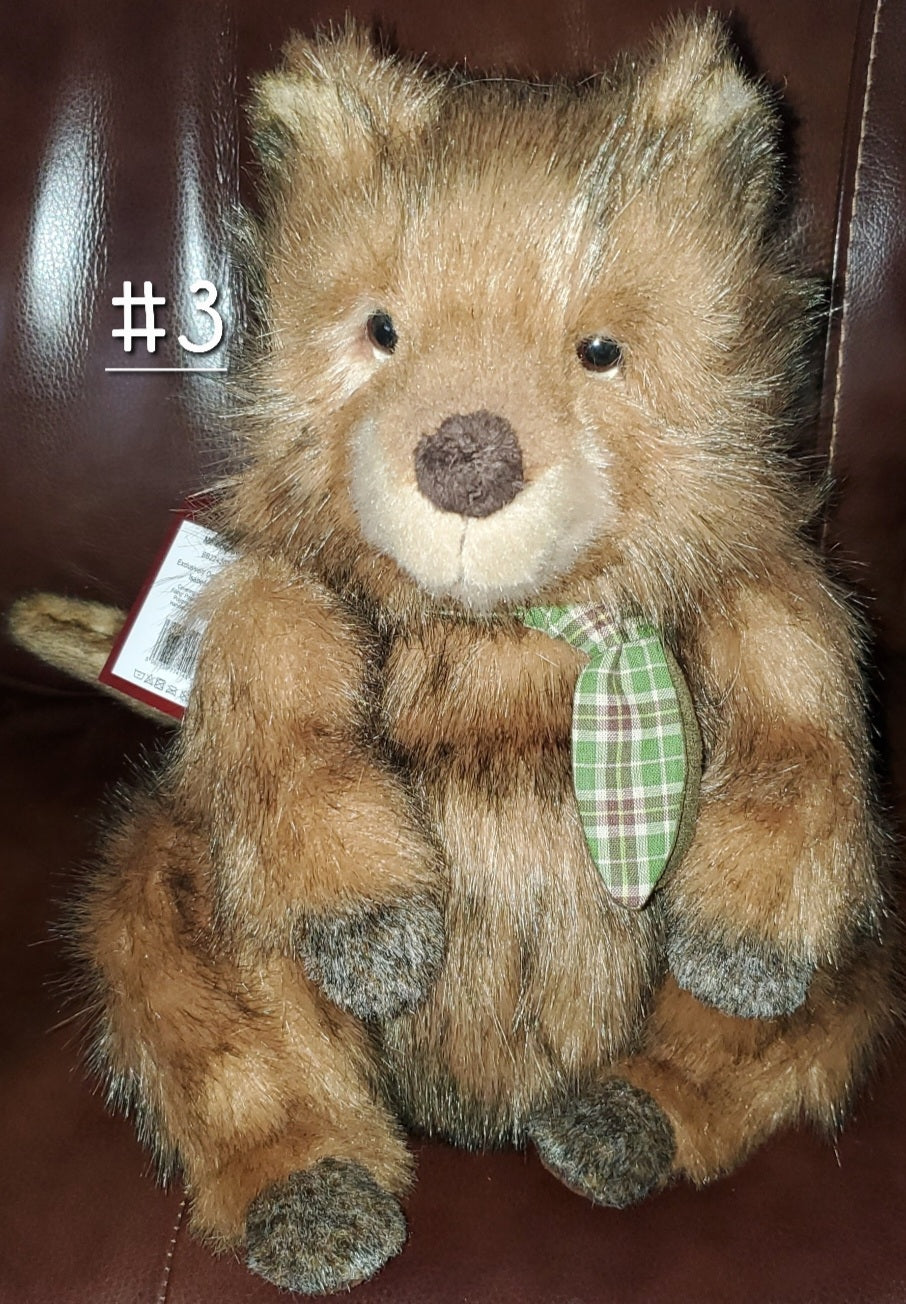 Melbourne - 14.5" Quokka Non-Jointed Wallaby w/tiny pouch by Charlie Bears