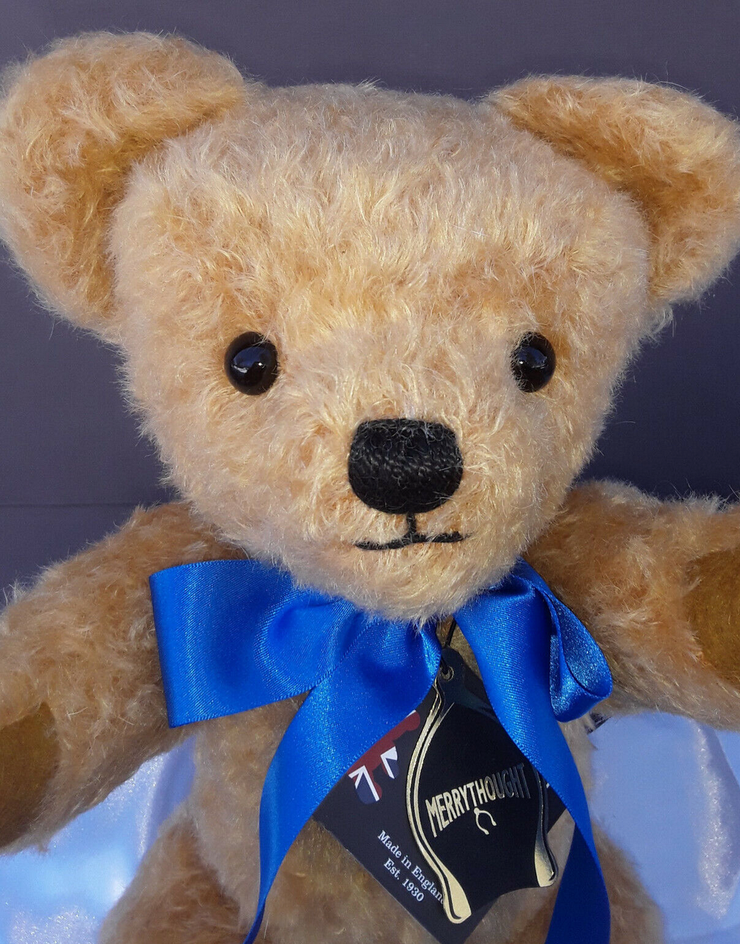 London Curly Gold - 16" Teddy Bear with Growler by Merrythought